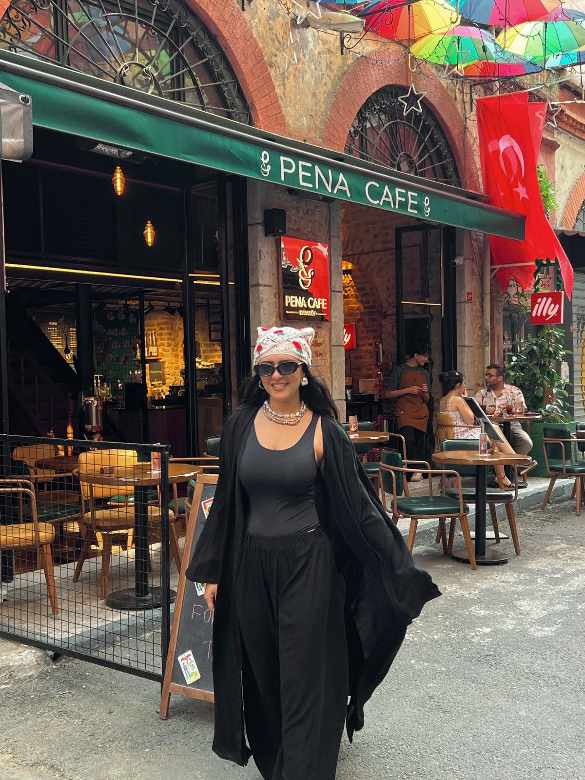 Black flowy set